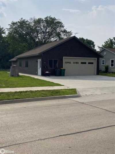 Home For Sale in Lake Mills, Iowa