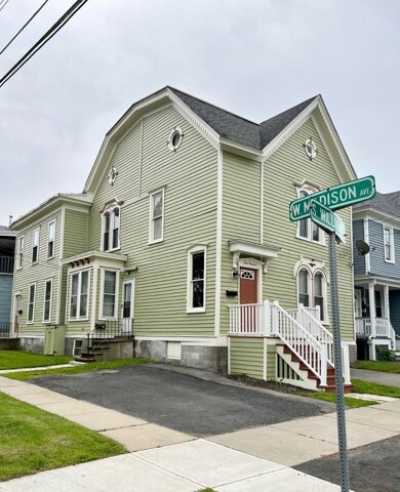 Home For Rent in Johnstown, New York