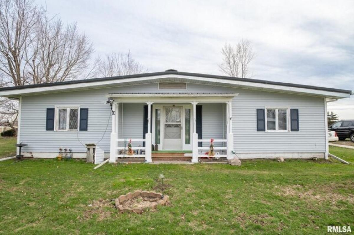 Picture of Home For Sale in Canton, Illinois, United States