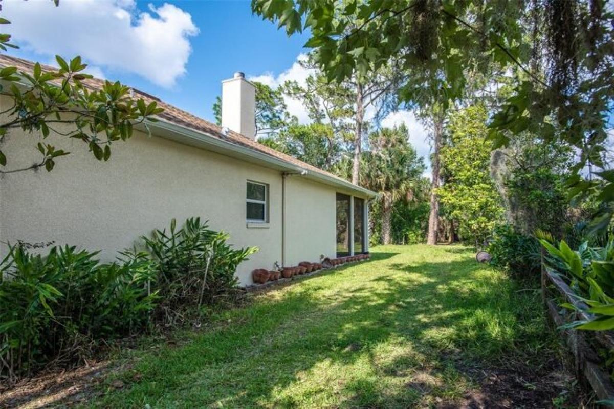 Picture of Home For Sale in Geneva, Florida, United States