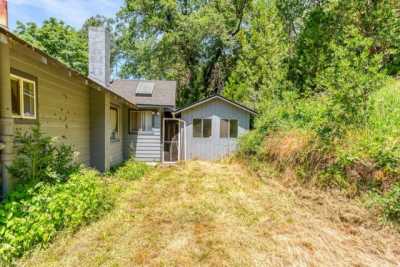 Home For Sale in Gold Hill, Oregon