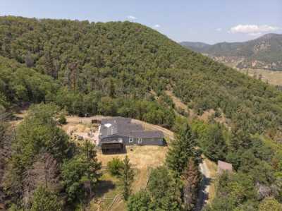 Home For Sale in Gold Hill, Oregon