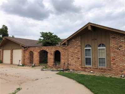 Home For Sale in Bethany, Oklahoma