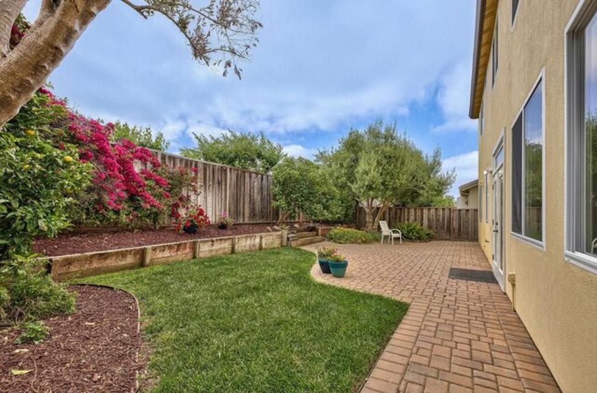 Picture of Home For Sale in Salinas, California, United States