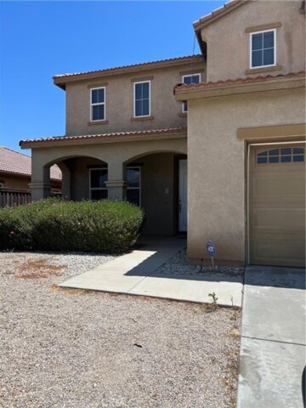 Picture of Home For Rent in Hesperia, California, United States