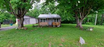 Home For Sale in Parksville, Kentucky
