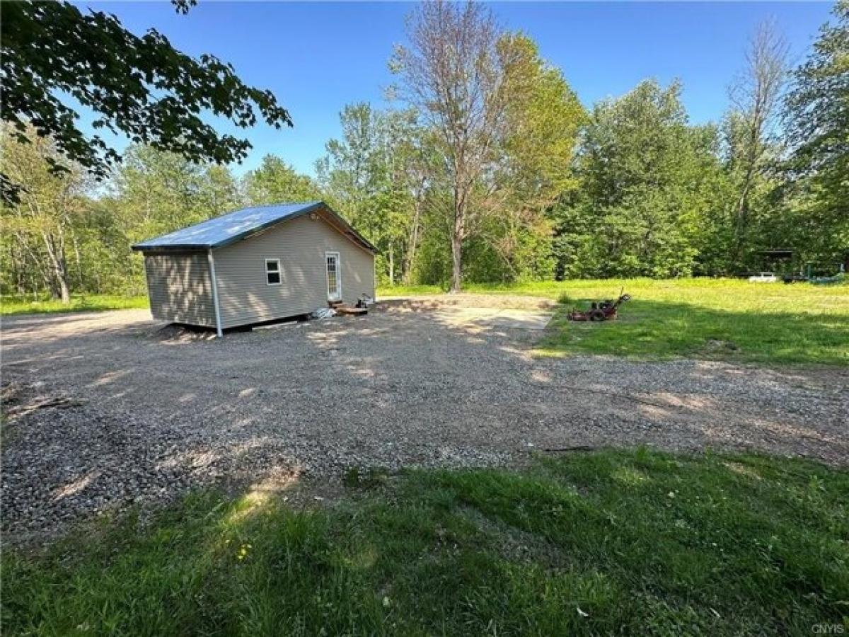 Picture of Home For Sale in Fulton, New York, United States