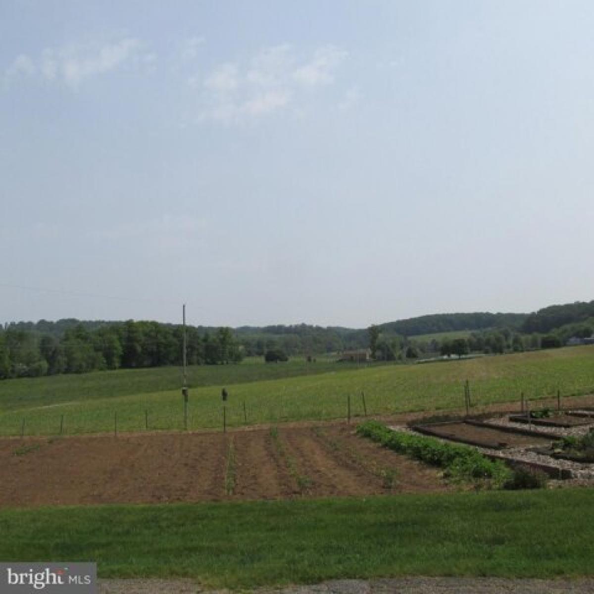 Picture of Home For Sale in Narvon, Pennsylvania, United States