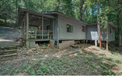 Home For Sale in Hiawassee, Georgia