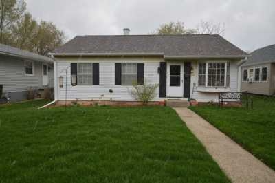 Home For Sale in Zion, Illinois