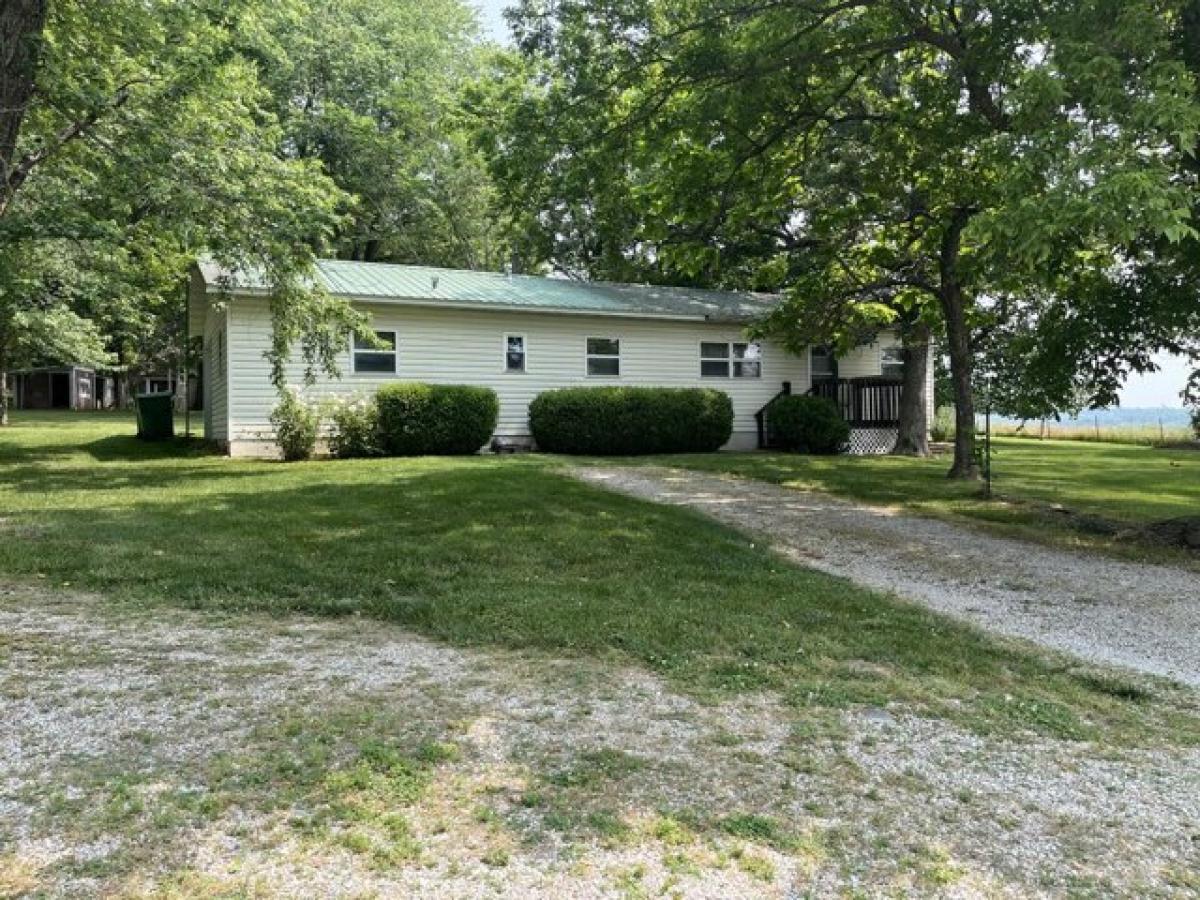 Picture of Home For Sale in Mansfield, Missouri, United States
