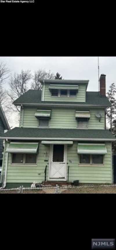 Home For Sale in Orange, New Jersey