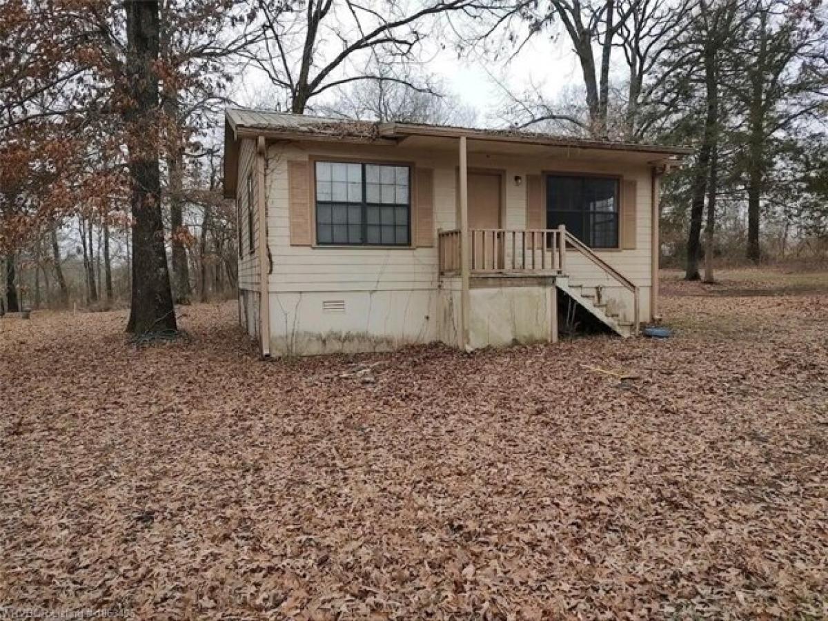 Picture of Home For Sale in Spiro, Oklahoma, United States