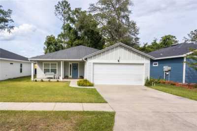 Home For Sale in High Springs, Florida