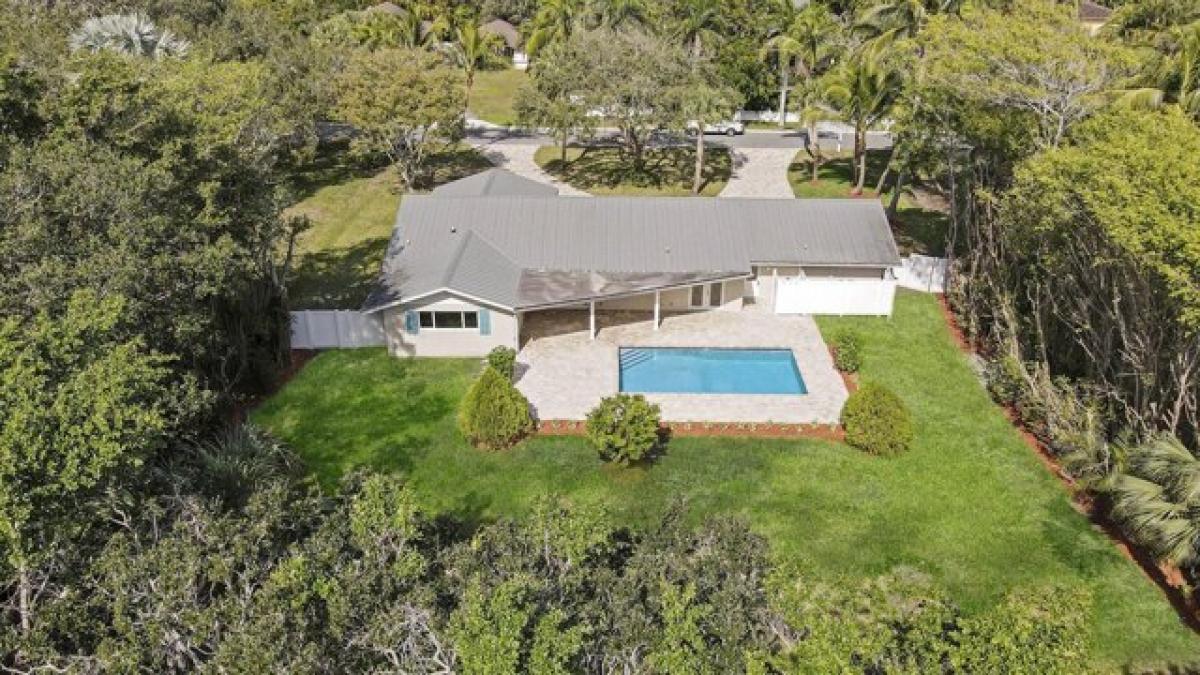 Picture of Home For Sale in Sewalls Point, Florida, United States