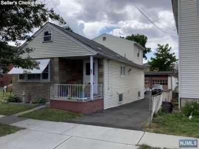 Home For Sale in East Rutherford, New Jersey