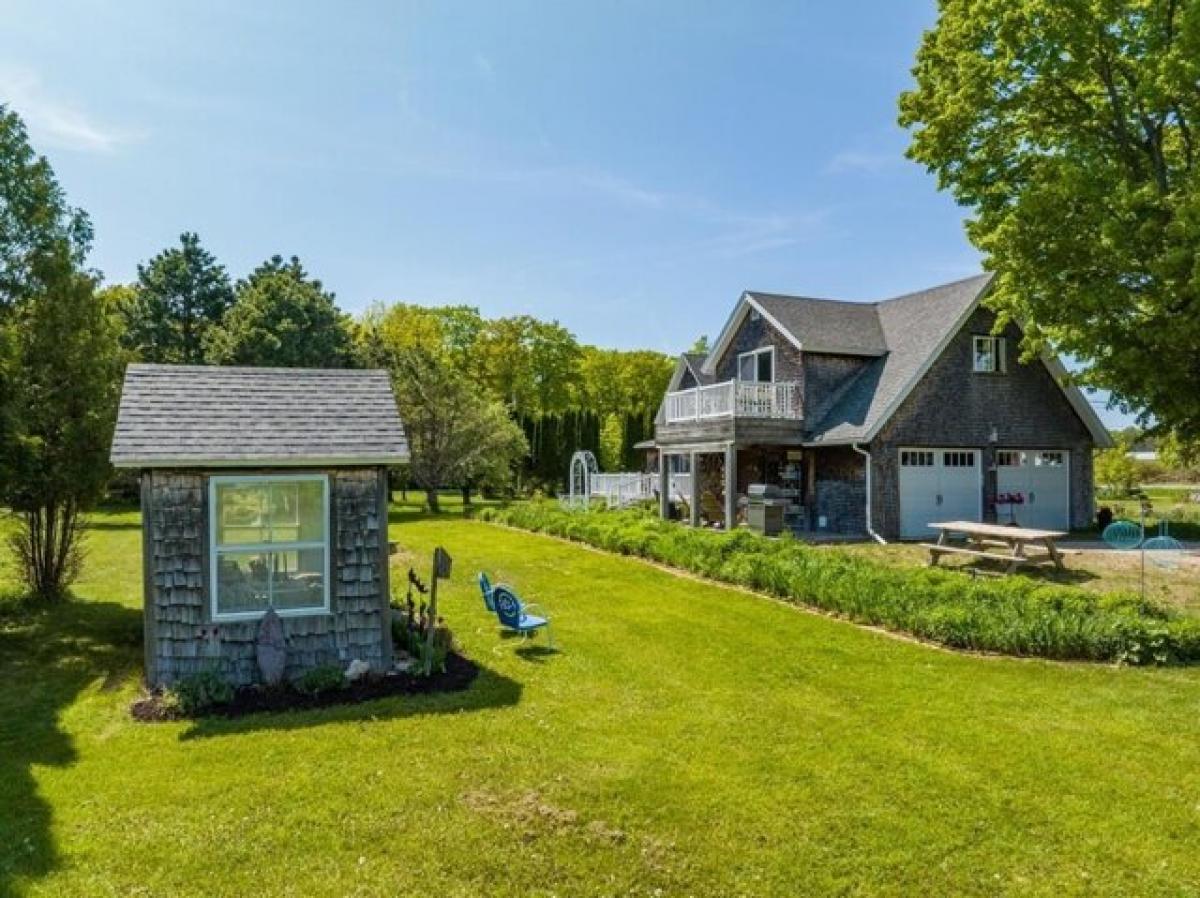 Picture of Home For Sale in Egg Harbor, Wisconsin, United States
