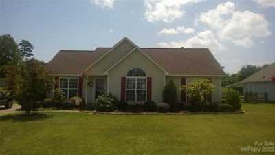 Home For Sale in Stallings, North Carolina