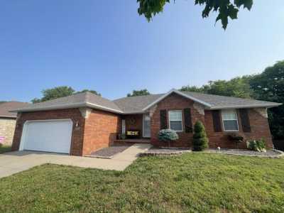 Home For Sale in Republic, Missouri