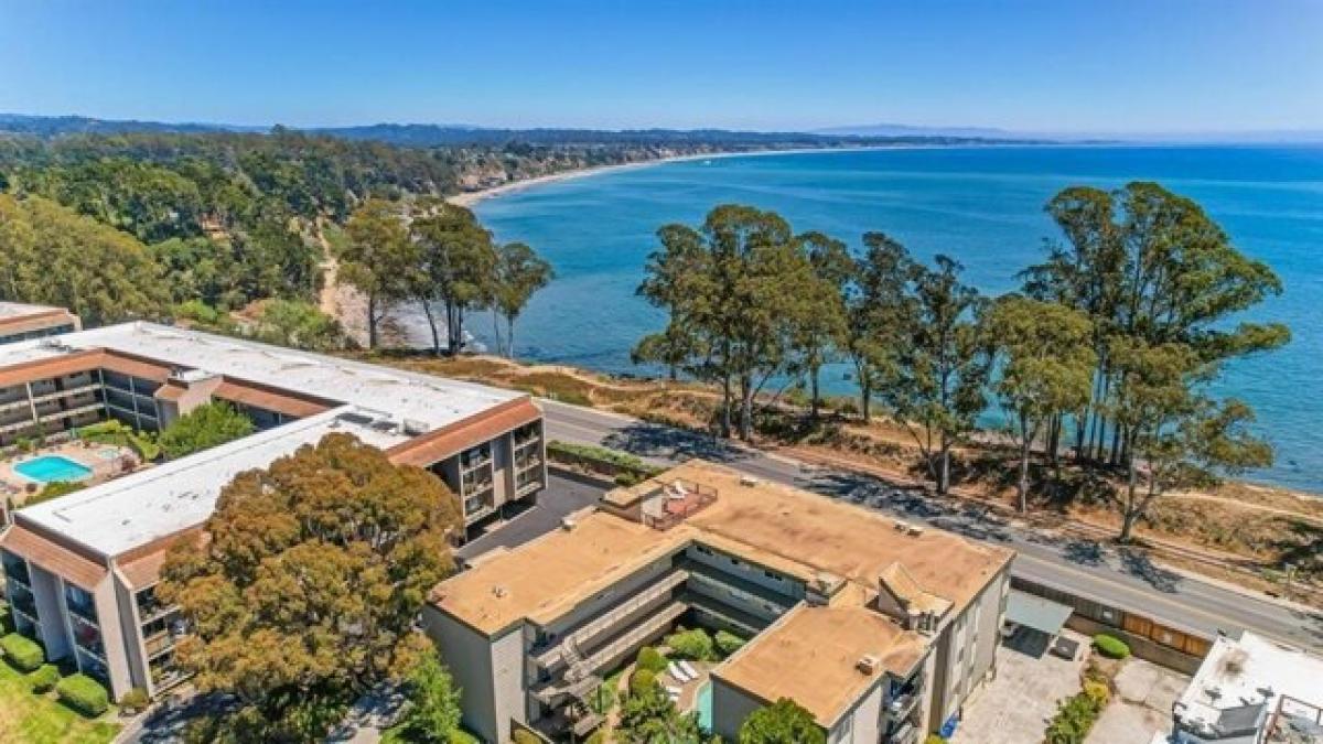 Picture of Apartment For Rent in Capitola, California, United States