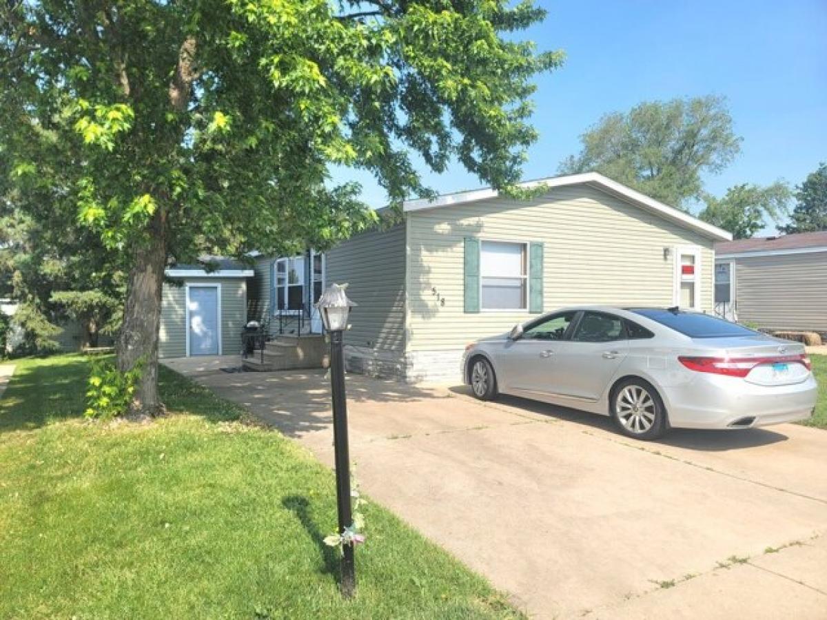 Picture of Home For Sale in Belvidere, Illinois, United States