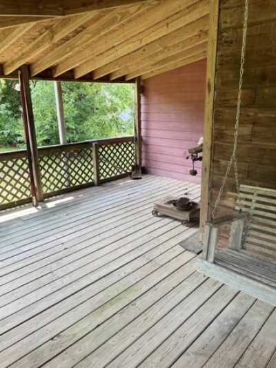 Home For Sale in Summertown, Tennessee
