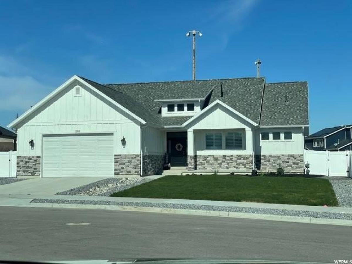 Picture of Home For Sale in Riverton, Utah, United States