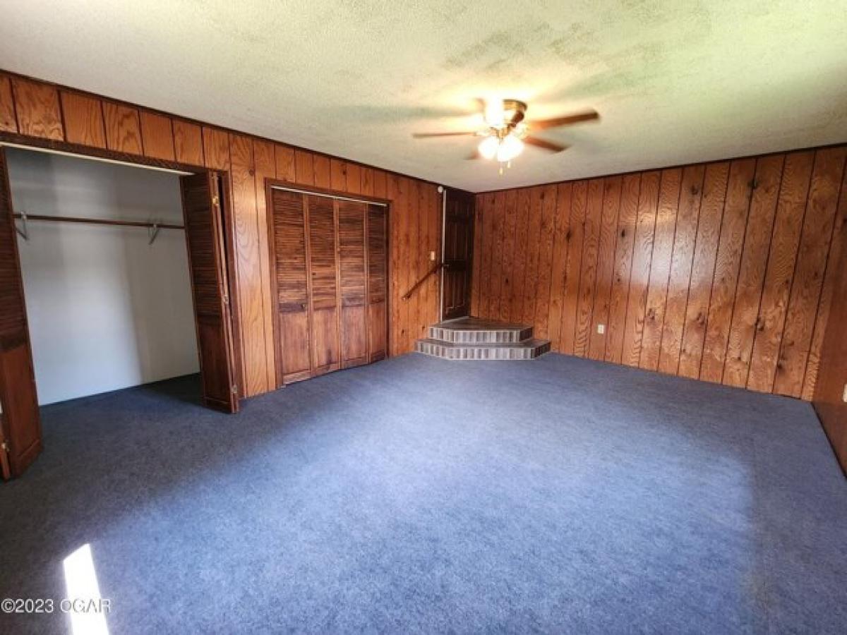 Picture of Home For Sale in Monett, Missouri, United States