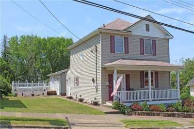 Home For Sale in Chester, West Virginia