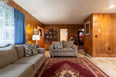 Home For Sale in Chinook, Washington