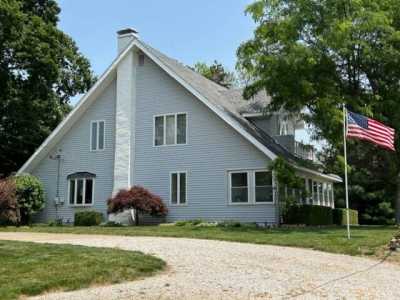 Home For Sale in Lawrenceville, Illinois