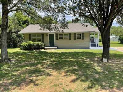 Home For Sale in Russellville, Alabama