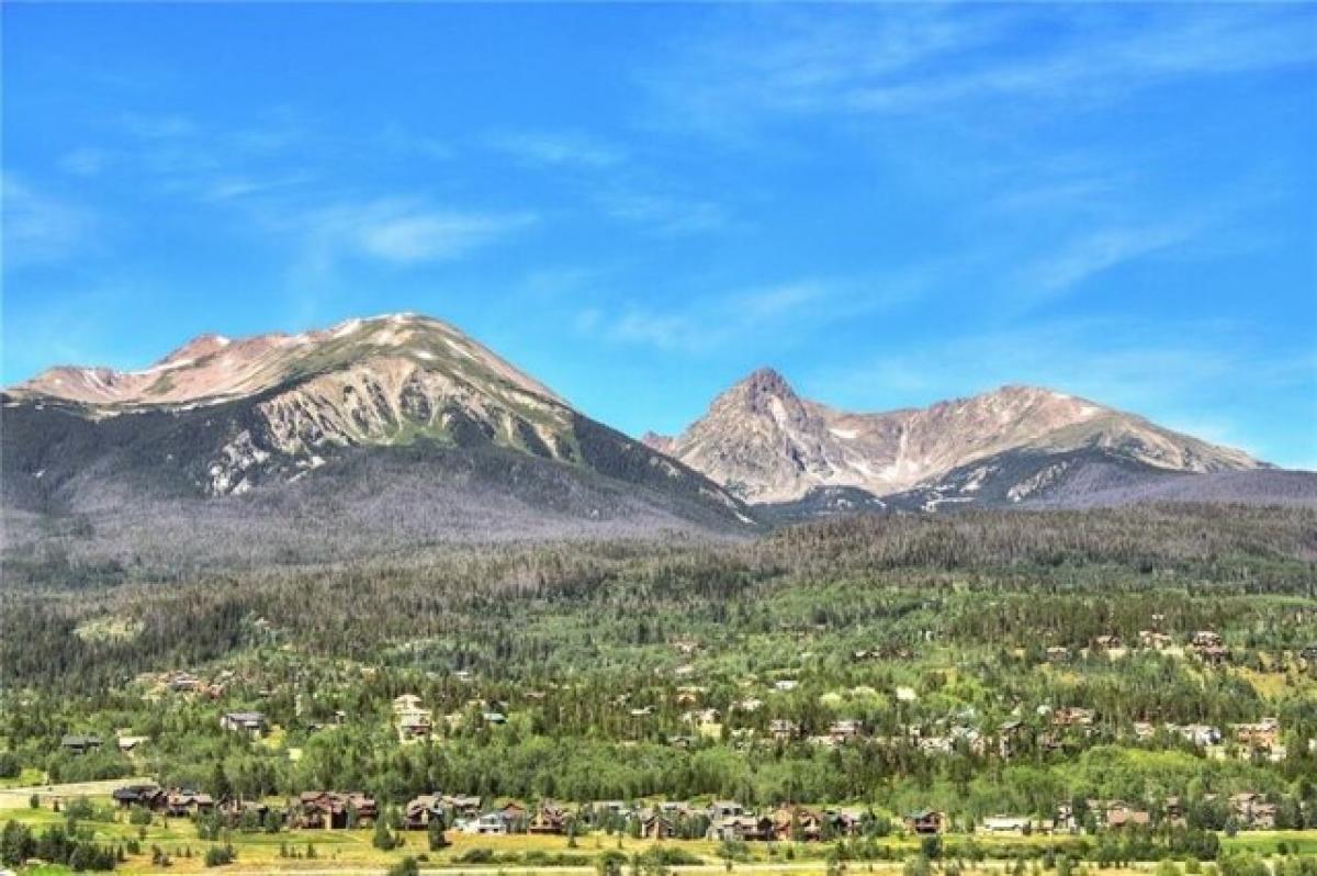 Picture of Home For Sale in Silverthorne, Colorado, United States