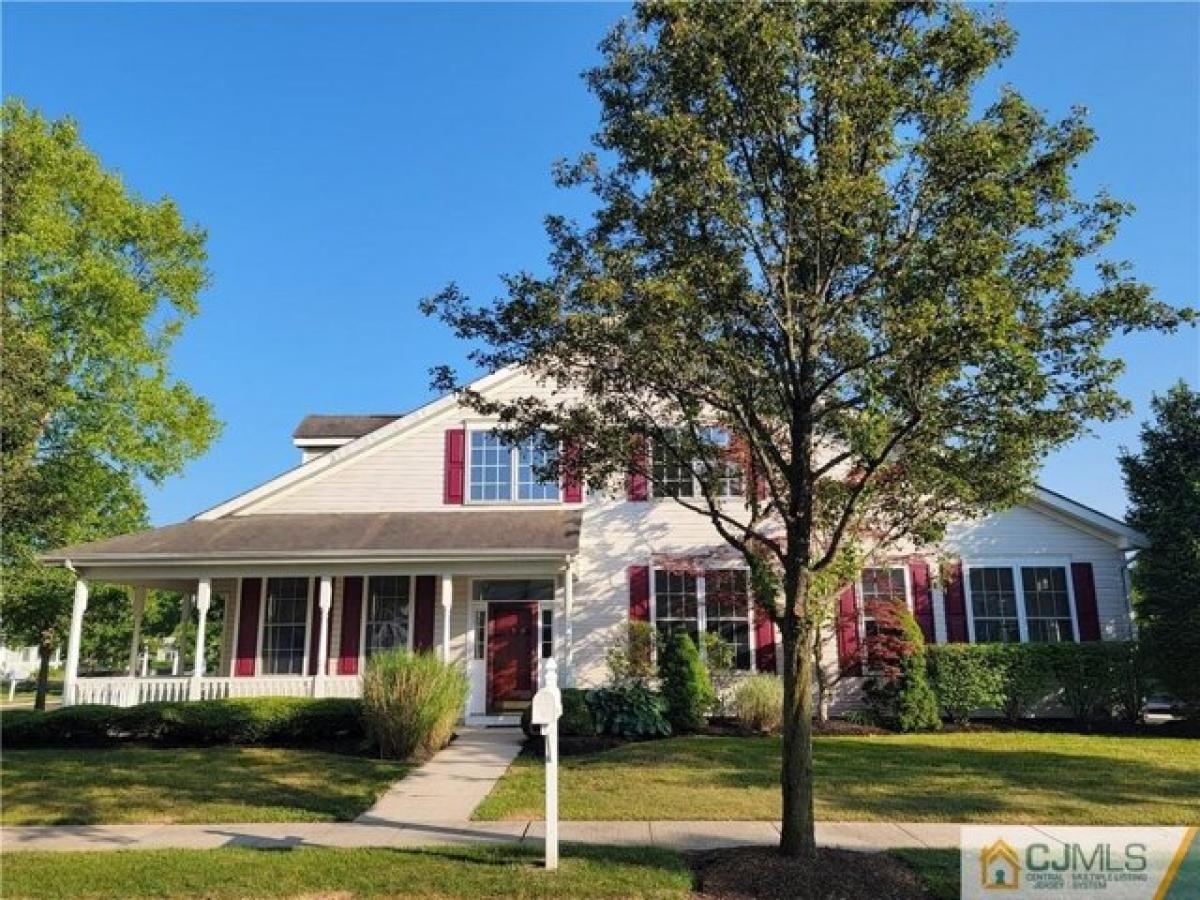 Picture of Home For Sale in Cranbury, New Jersey, United States