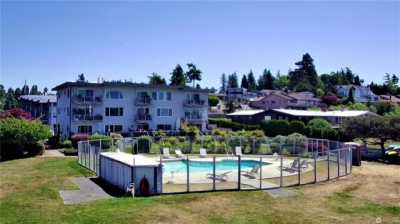 Home For Sale in Des Moines, Washington