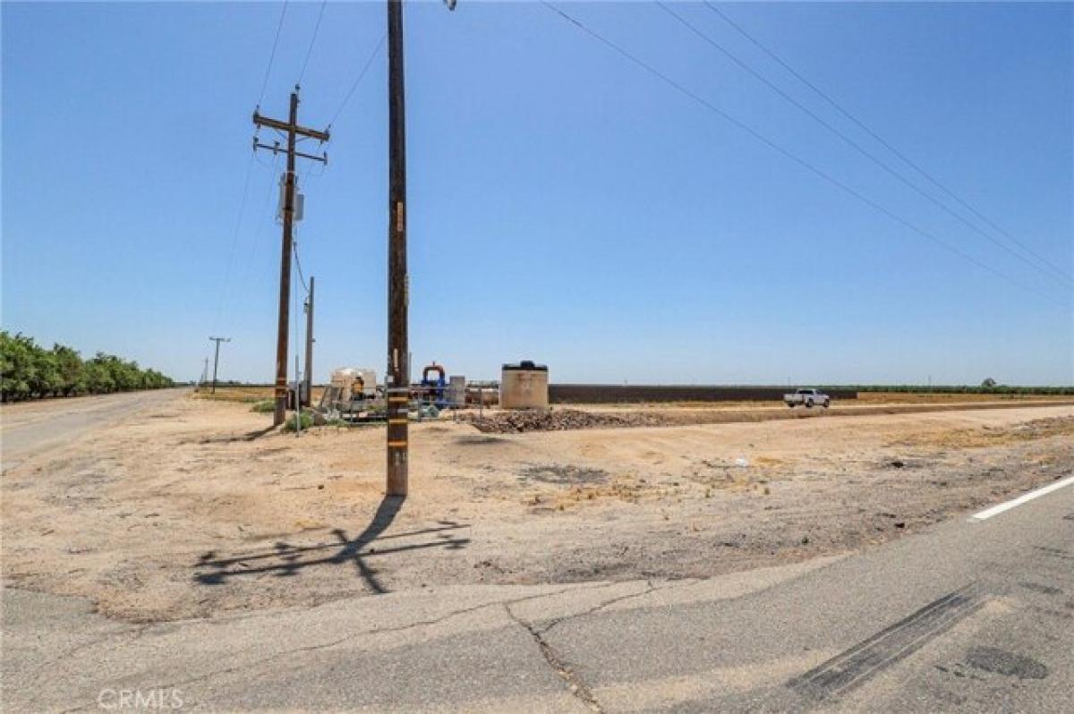 Picture of Residential Land For Sale in Chowchilla, California, United States