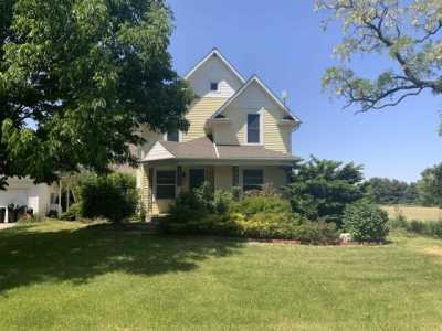 Home For Sale in Birch Run, Michigan