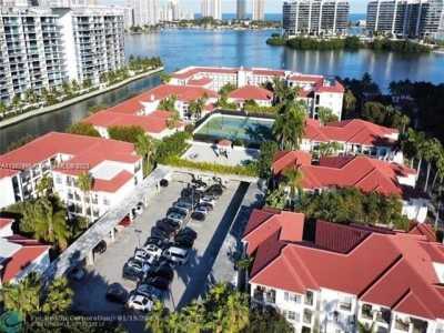 Apartment For Rent in Aventura, Florida