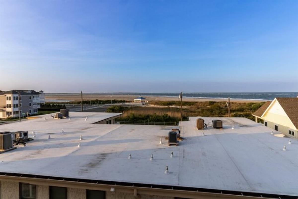 Picture of Home For Sale in North Wildwood, New Jersey, United States
