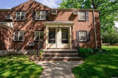 Home For Sale in Bayside, New York
