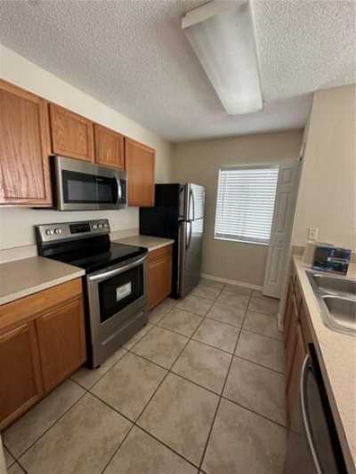 Home For Rent in Brandon, Florida