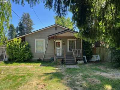 Home For Sale in Oregon City, Oregon