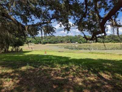 Home For Sale in Ocklawaha, Florida