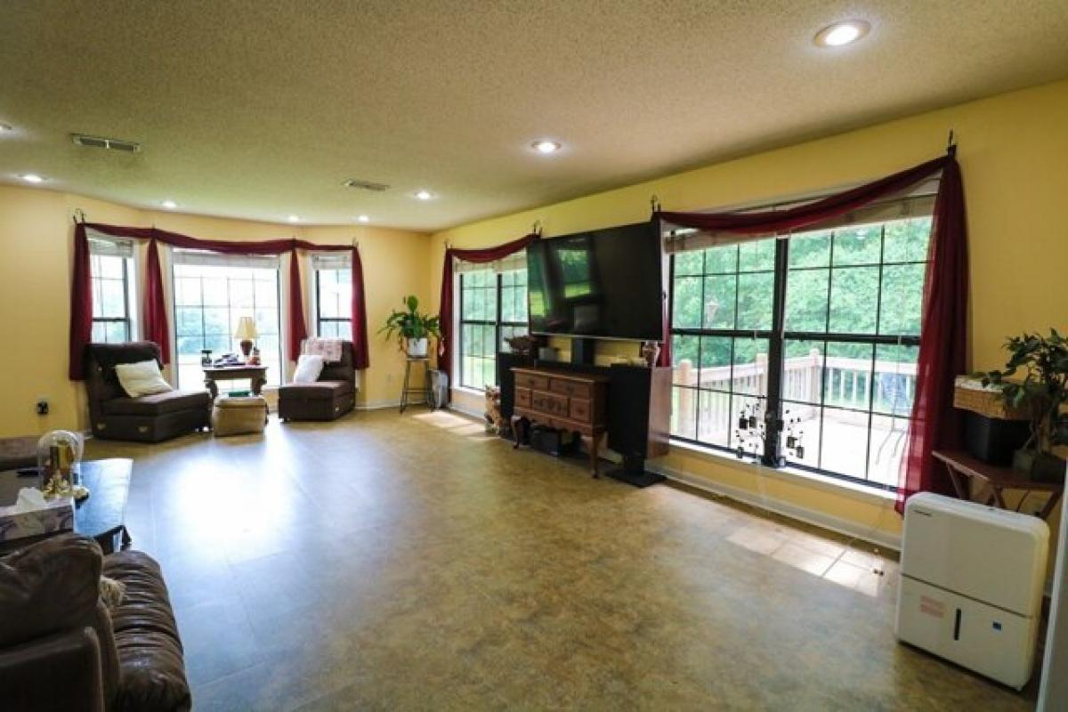 Picture of Home For Sale in Bainbridge, Georgia, United States