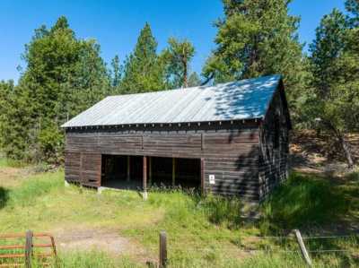 Residential Land For Sale in Mica, Washington