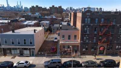 Home For Sale in Astoria, New York