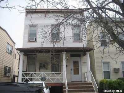 Home For Sale in College Point, New York