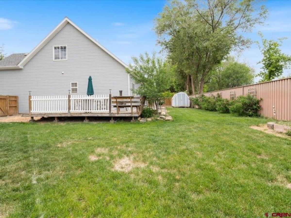 Picture of Home For Sale in Montrose, Colorado, United States