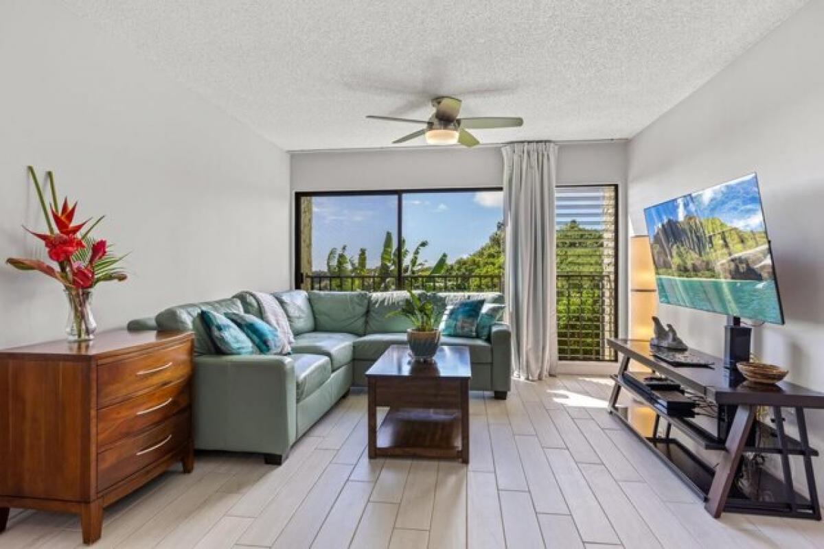 Picture of Home For Sale in Lihue, Hawaii, United States