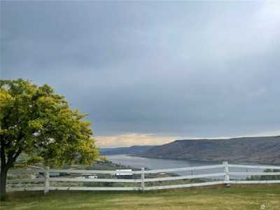 Home For Sale in Grand Coulee, Washington